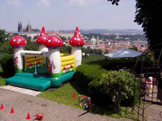 Hrad Muchomůrka Petřín1.jpg
