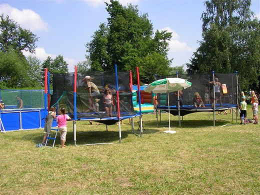 trampolína 2ks.jpg